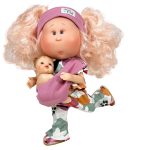 Papusa Nines D'Onil, Mia, cu parul blond, cu bebe, cu articulatii, cu miros de vanilie, 30 cm - imagine 2