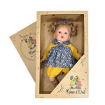 Papusa Nines D'Onil, Tita, cu sunete, cu parul blond, cu rochie albastra, cu miros de vanilie, 45 cm - imagine 4