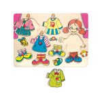 Puzzle din lemn cu butoni - Imbraca-o pe Carolina - imagine 2