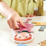 Puzzle magnetic de imbracare (68 piese) - imagine 4