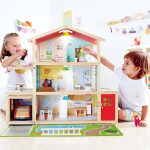 Jucarie din  lemn - Casa de papusi mobilata tip vila (29 piese) - imagine 3